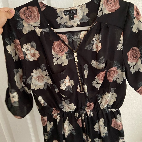 Top - Picture 1 of 2